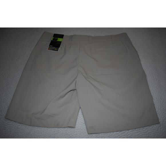 Callaway Golf Shorts Mens Size 40 Wicking Performance Polyester Blend Tan NEW - Picture 1 of 6
